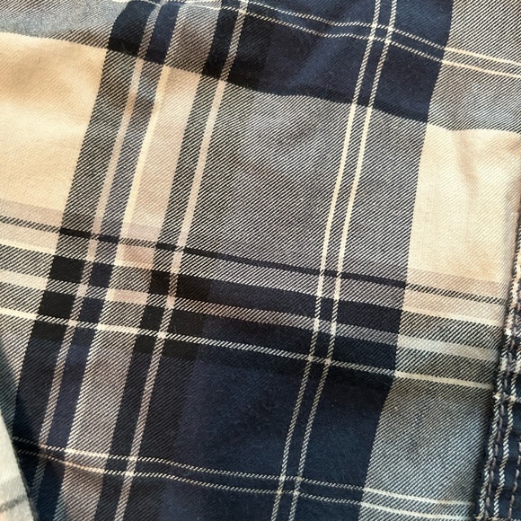 Men’s Plaid Casual Converse Button Down- Size Small! - Picture 5 of 5